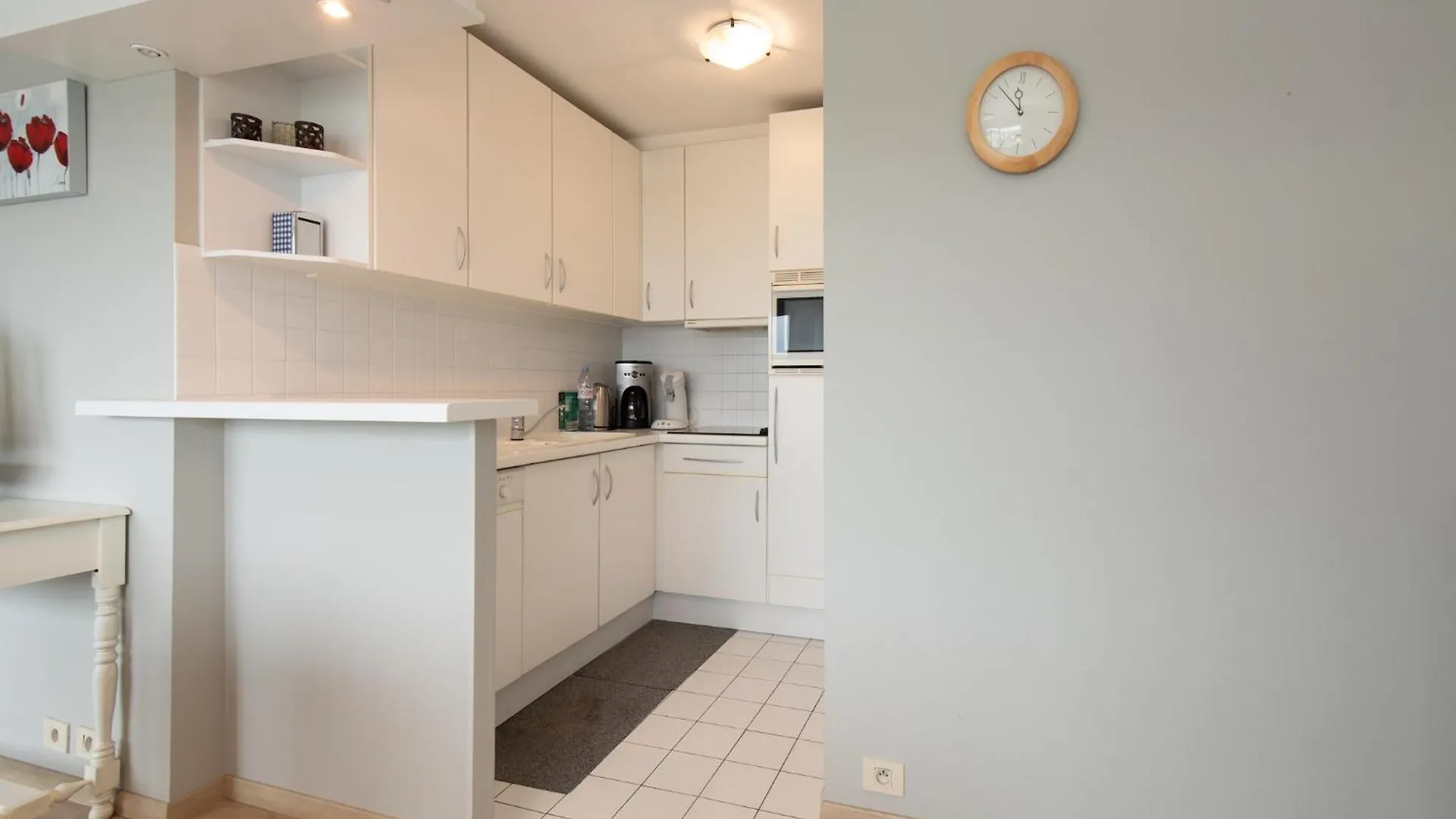 Spacious Apartment With Terrace Middelkerke Belgium